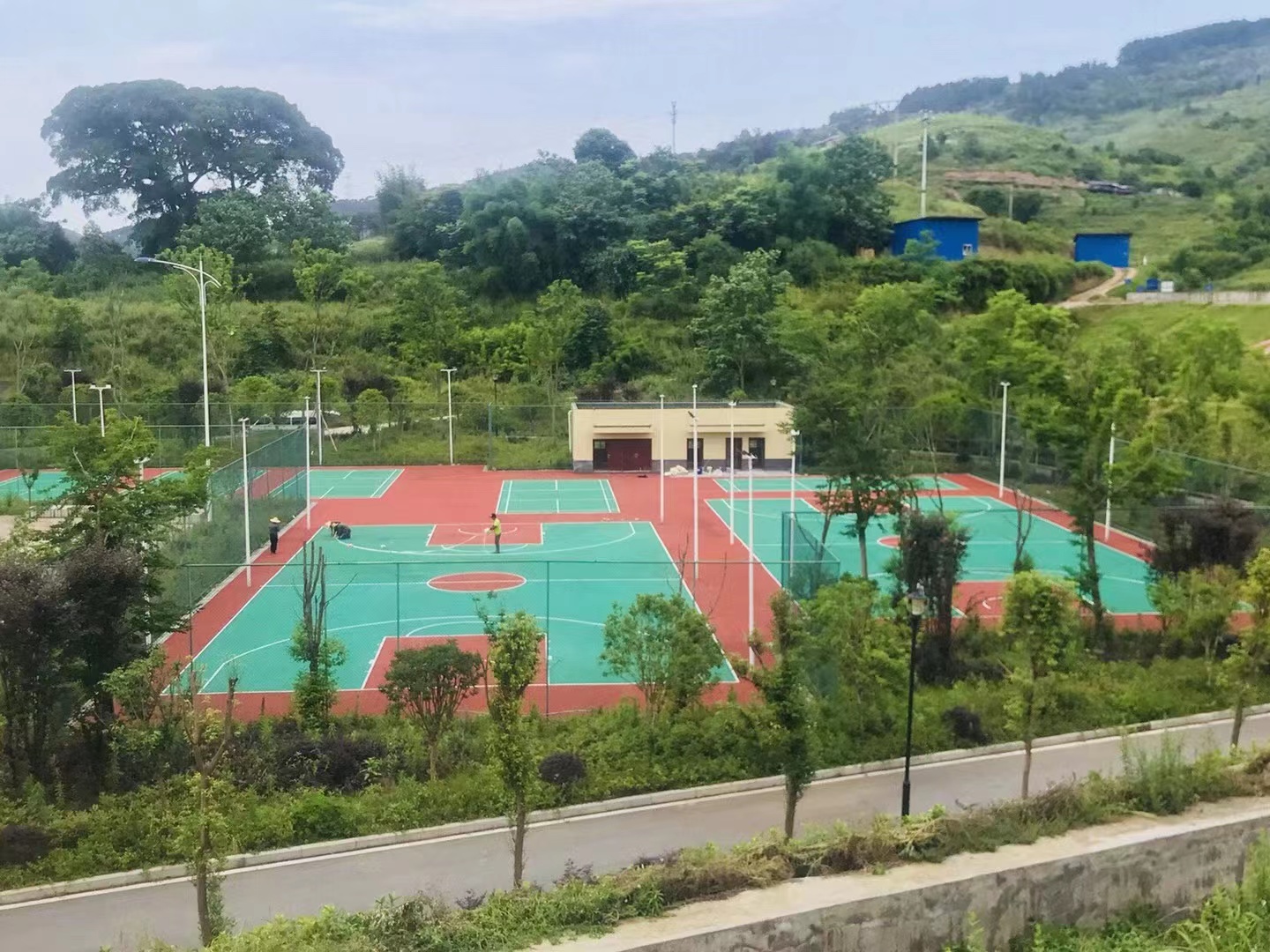 EPDM籃球場羽毛球場.jpg